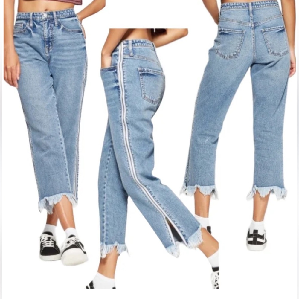Wild Fable High Rise Ankle Side Zip Jeans frayed hem Size 4 - Picture 2 of 9